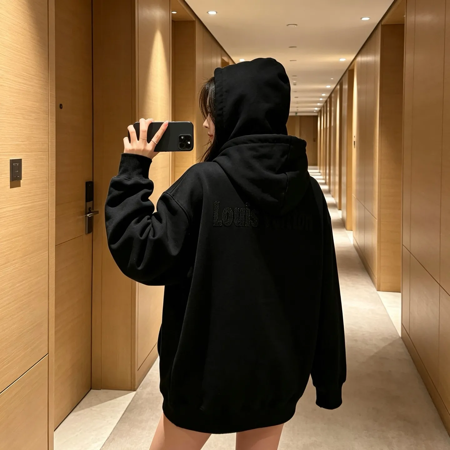 Louis Vuitton/Louis Vuitton tatami embroidered letter logo hole hooded sweatshirt